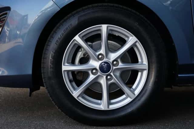 Ford Fiesta (2020) thumbnail 4