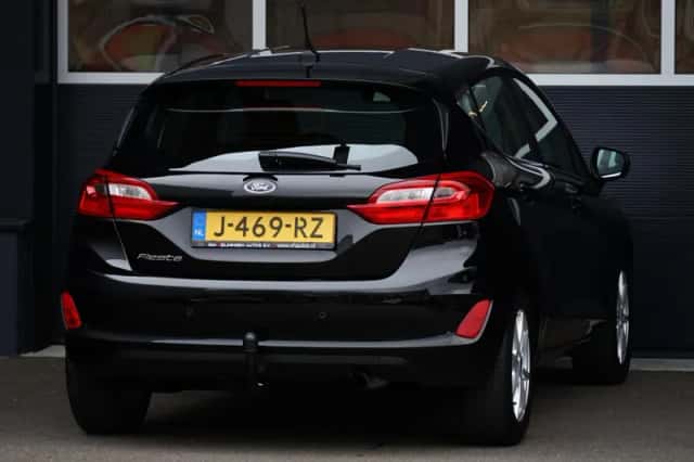 Ford Fiesta (2020) thumbnail 3
