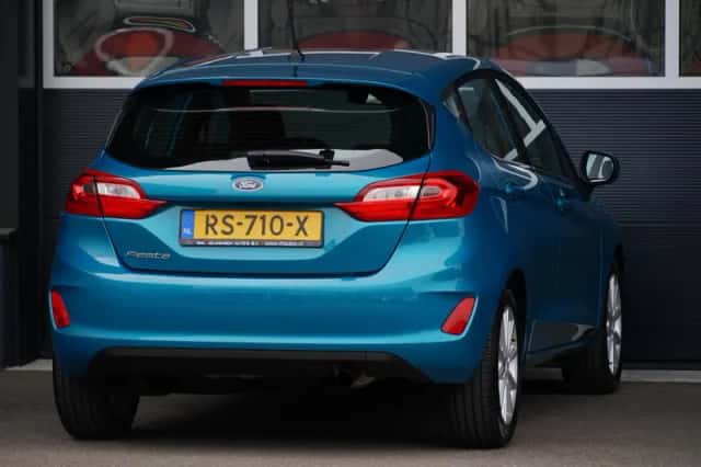 Ford Fiesta (2018) thumbnail 3