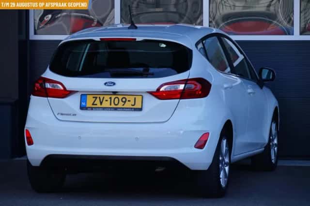 Ford Fiesta (2019) thumbnail 3