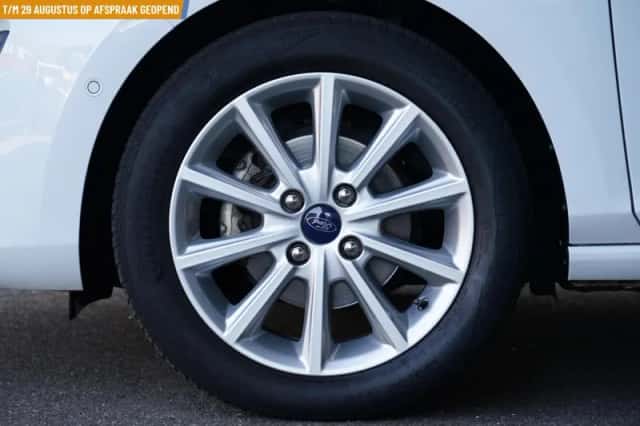 Ford Fiesta (2019) thumbnail 4