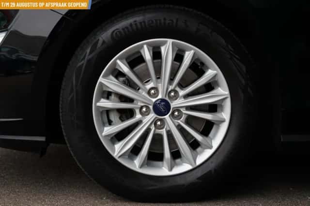 Ford Focus (2019) thumbnail 4