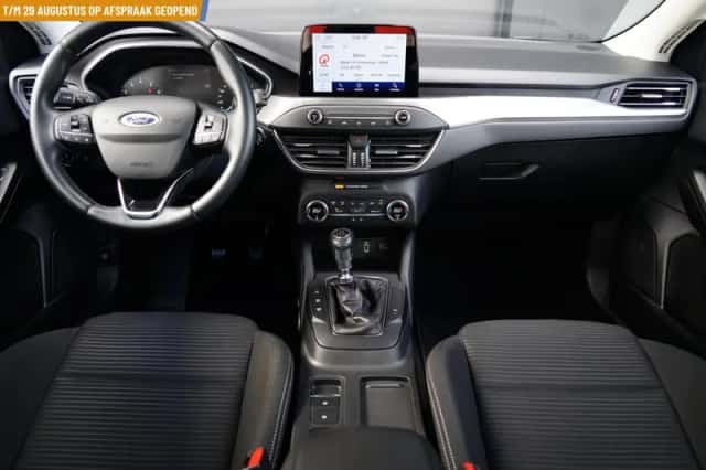 Ford Focus (2019) thumbnail 5