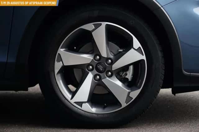 Ford Focus (2021) thumbnail 4