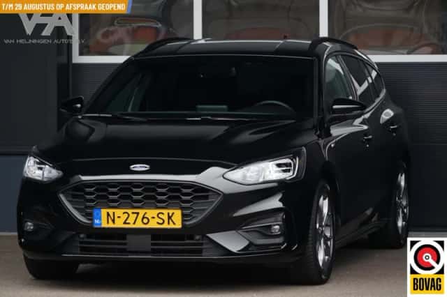 Ford Focus (2021) thumbnail 2