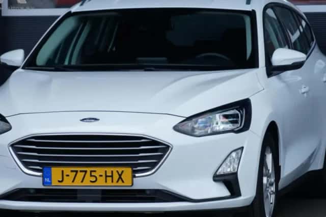 Ford Focus (2020) thumbnail 1
