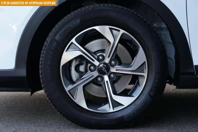 Kia XCeed (2022) thumbnail 4