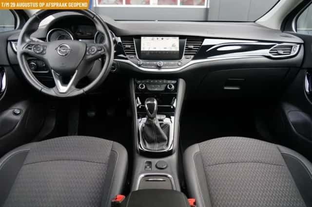Opel Astra Sports Tourer (2018) thumbnail 5