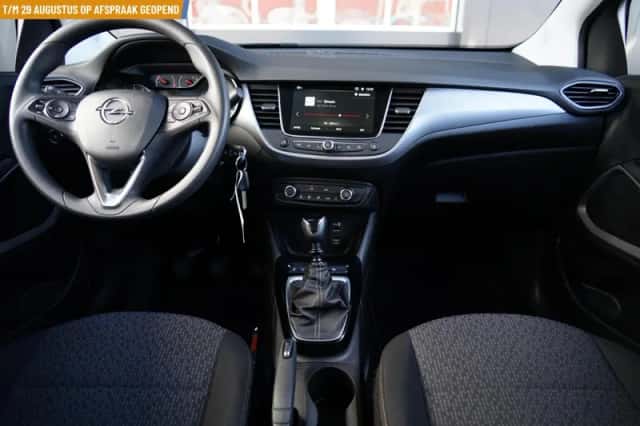 Opel Crossland X (2020) thumbnail 4