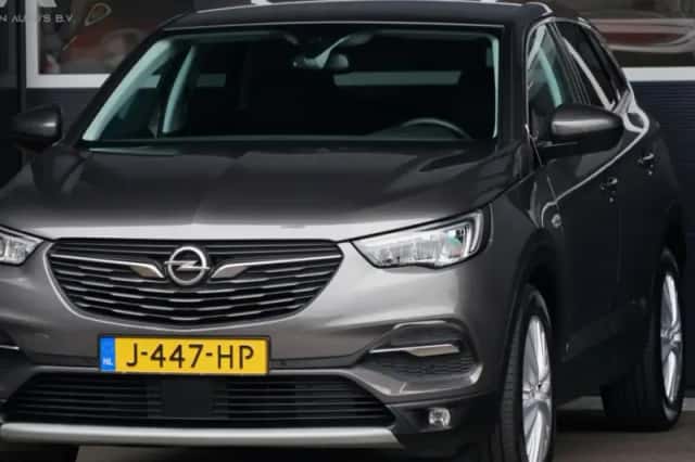 Opel Grandland (2020) thumbnail 1