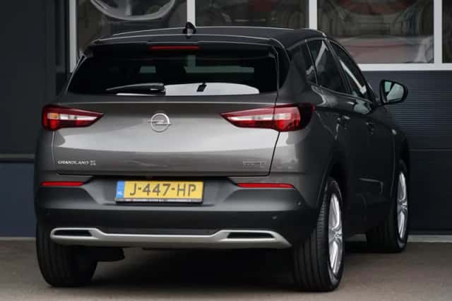 Opel Grandland (2020) thumbnail 3