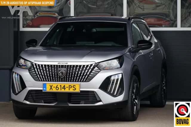 Peugeot 2008 (2024) thumbnail 2