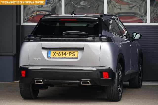 Peugeot 2008 (2024) thumbnail 3