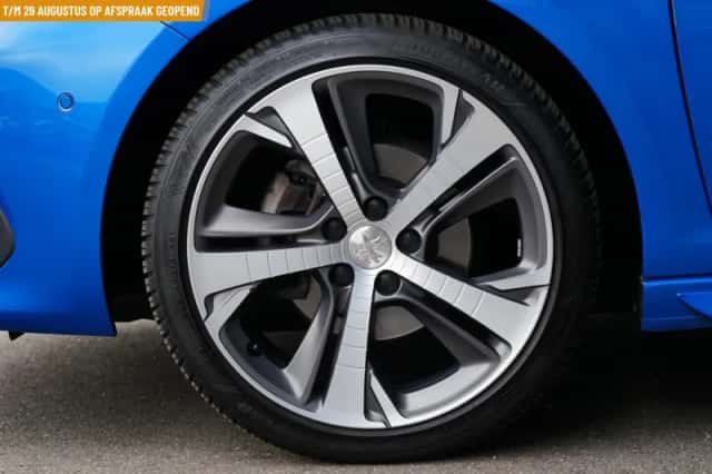Peugeot 308 (2021) thumbnail 4