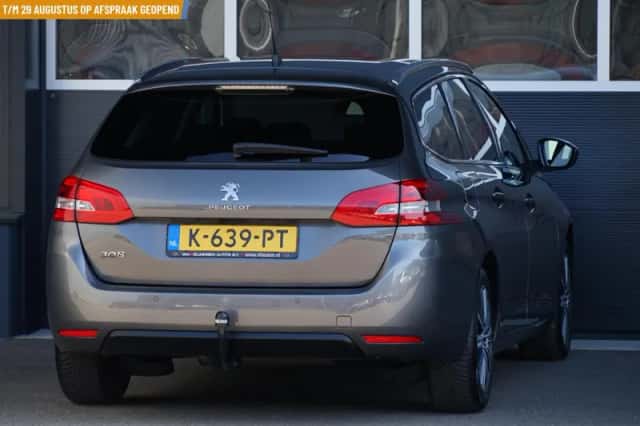 Peugeot 308 (2021) thumbnail 3