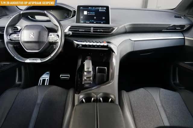 Peugeot 5008 (2021) thumbnail 4