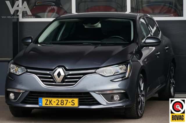 Renault Mégane (2019) thumbnail 2