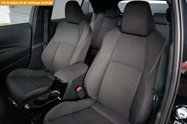Toyota Corolla (2020) thumbnail 6