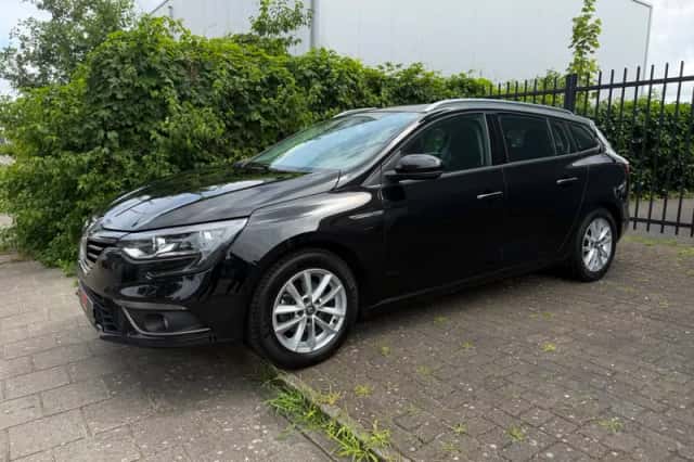 Renault Mégane (2019) thumbnail 5