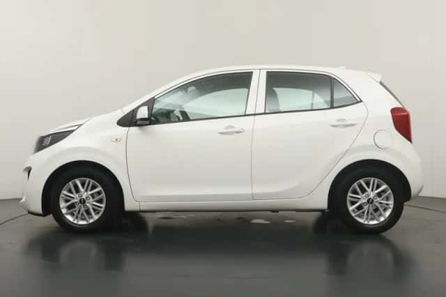 Kia Picanto (2024) thumbnail 3