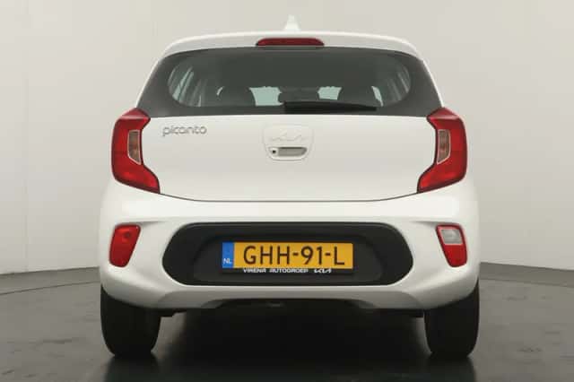 Kia Picanto (2024) thumbnail 6