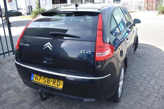 Citroën C4 (2005) thumbnail 5