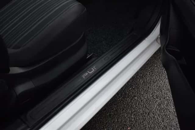 Fiat Punto (2011) thumbnail 6