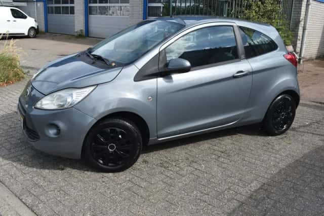 Ford Ka (2010) thumbnail 2