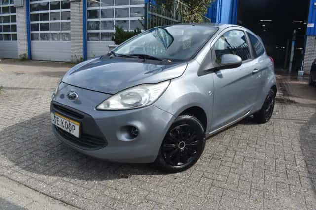 Ford Ka (2010) thumbnail 3