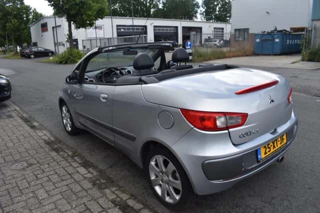 Mitsubishi Colt (2007) thumbnail 5