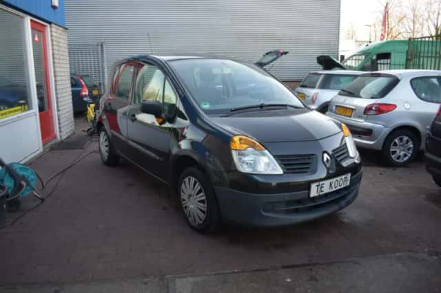 Renault Modus (2004) thumbnail 2