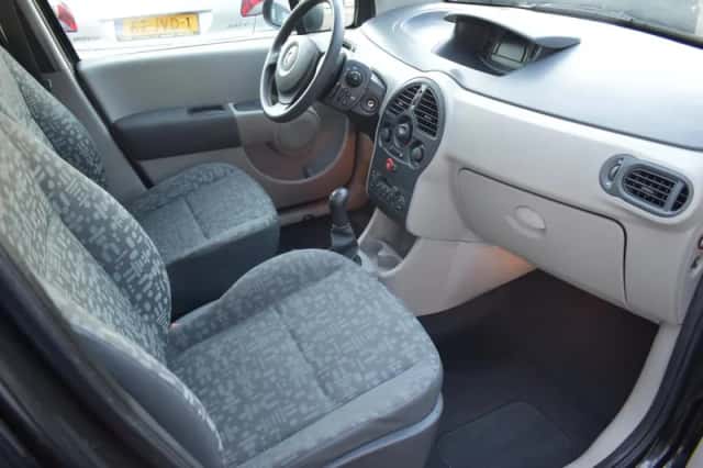 Renault Modus (2004) thumbnail 4