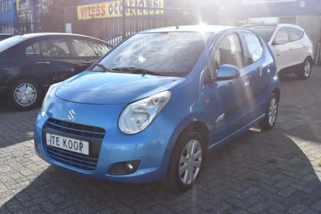Suzuki Alto (2010) thumbnail 2