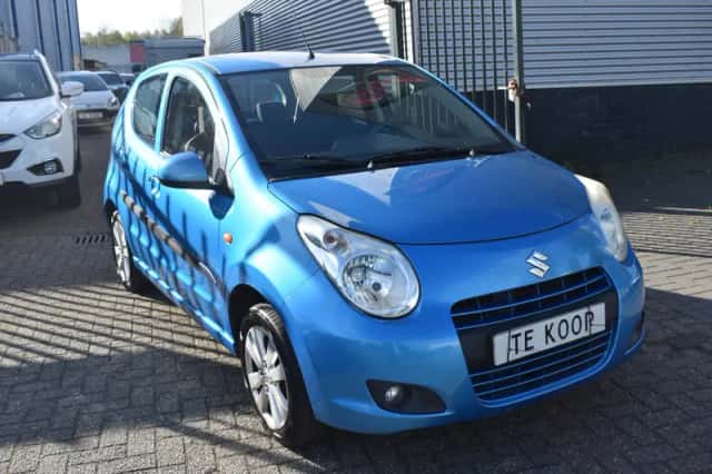 Suzuki Alto (2010) thumbnail 4