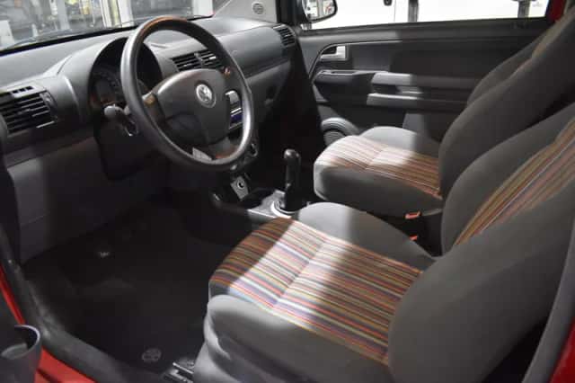 Volkswagen Fox (2009) thumbnail 4