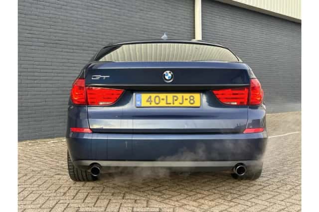 BMW 5-Serie (2010) thumbnail 6