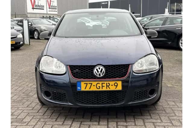 Volkswagen Golf (2008) thumbnail 5