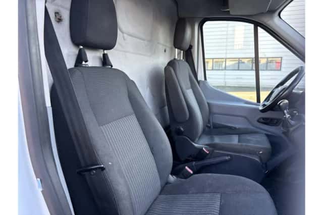 Ford Transit (2017) thumbnail 4