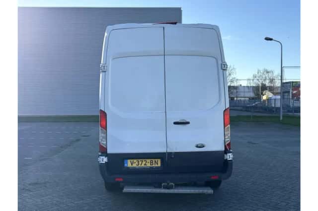 Ford Transit (2017) thumbnail 6