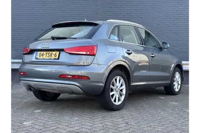 Audi Q3 (2012) thumbnail 2