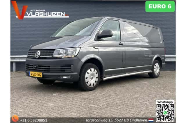 Volkswagen Transporter (2017) thumbnail 1