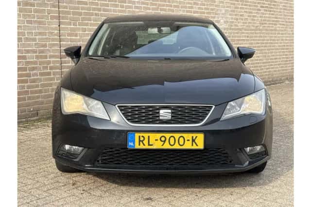 SEAT Leon (2013) thumbnail 5