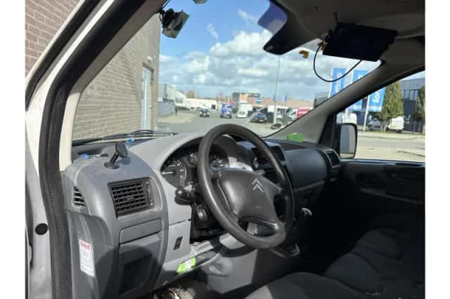 Citroën Jumpy (2008) thumbnail 3
