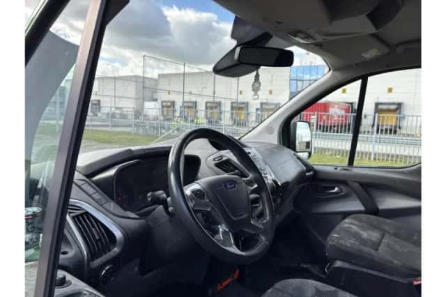 Ford Transit Custom (2015) thumbnail 3