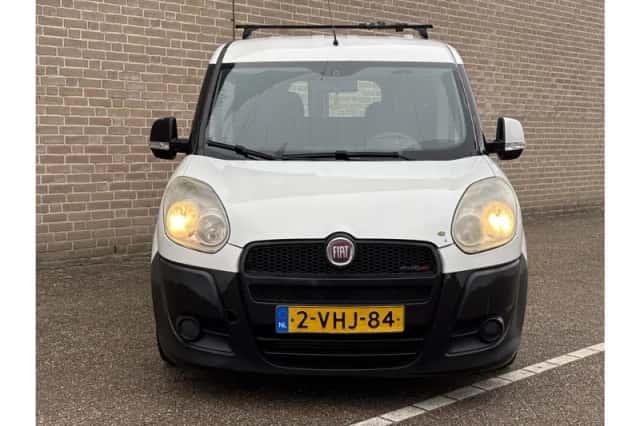 Fiat Doblò (2010) thumbnail 5