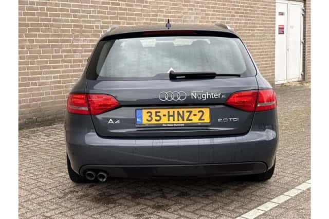 Audi A4 (2009) thumbnail 6
