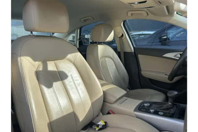 Audi A6 (2011) thumbnail 4