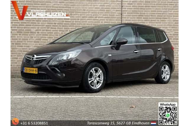 Opel Zafira (2012) thumbnail 1