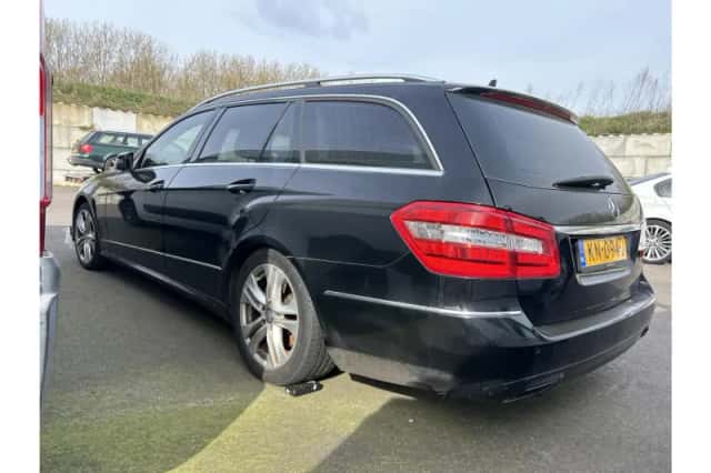 Mercedes-Benz E-Klasse (2012) thumbnail 5