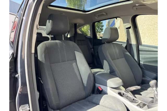 Ford C-Max (2011) thumbnail 4